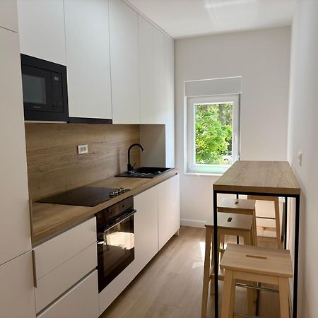 Apartmani Tatjana ノヴァリャ エクステリア 写真